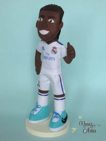 Boneco Vinicius Jr. - Jogadores de Futebol
