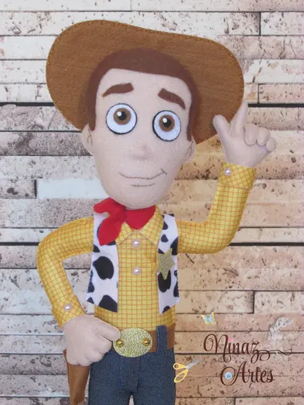 Boneco Woody - Tema Toy Story