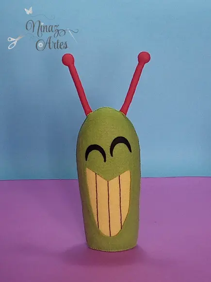 Bonecos Marciano de Chapéu e Alien Raivoso