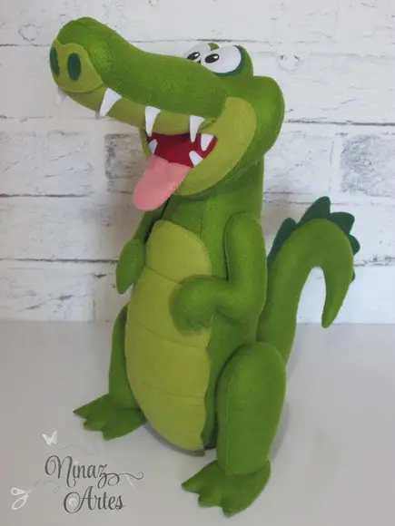 Crocodilo Tic Tac Sentado - Tema Peter Pan