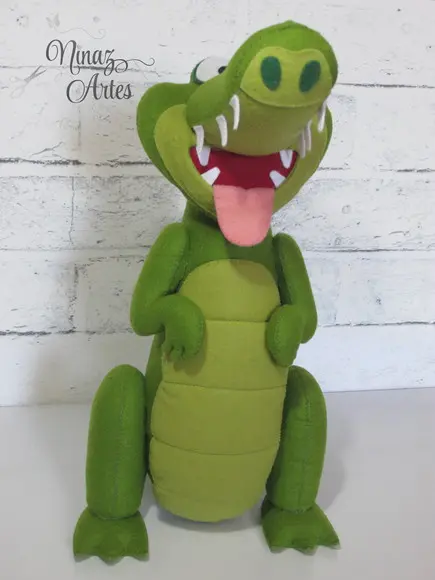 Crocodilo Tic Tac Sentado - Tema Peter Pan