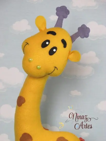 Dona Girafa - Tema Galinha Pintadinha