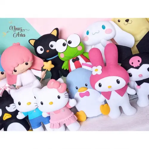 Kit com 12 Bonecos - Tema Hello Kitty