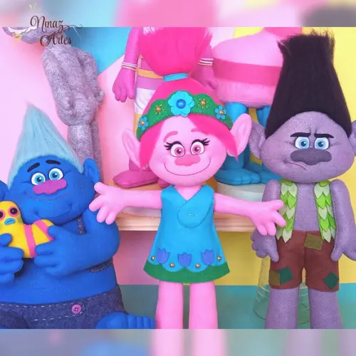 Kit com 6 Bonecos - Tema Trolls
