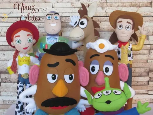 Kit com 7 Bonecos - Tema Toy Story