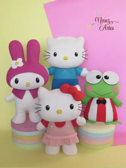 Kit com 8 Bonecos - Tema Hello Kitty