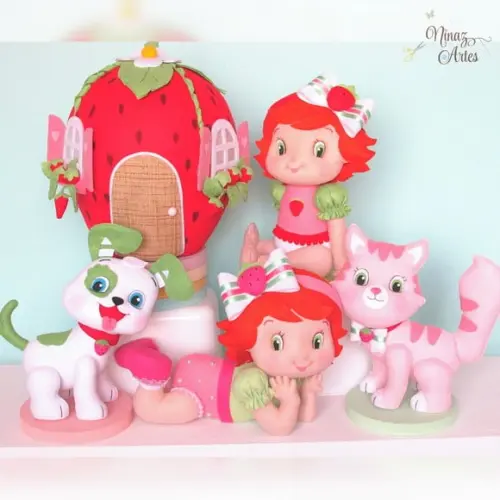 Morangão, Moranguinhos e Mascotes - Kit com 5 Bonecos