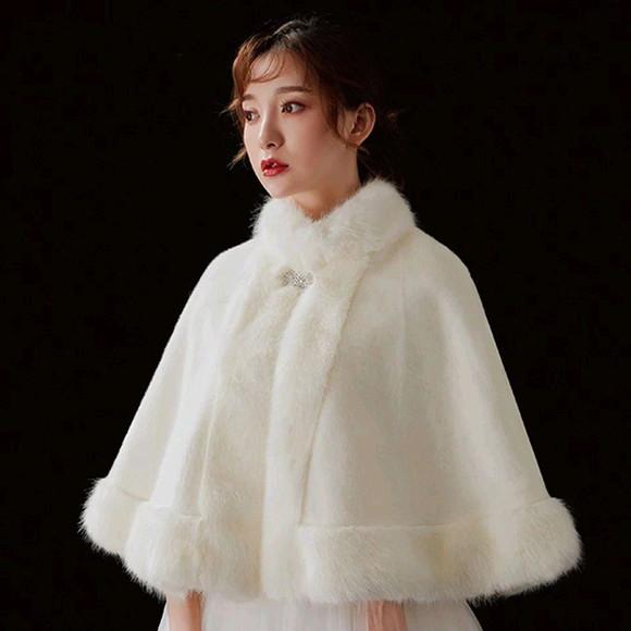 Estola Capa Ponche Off White Pre Wedding Casamento Noiva