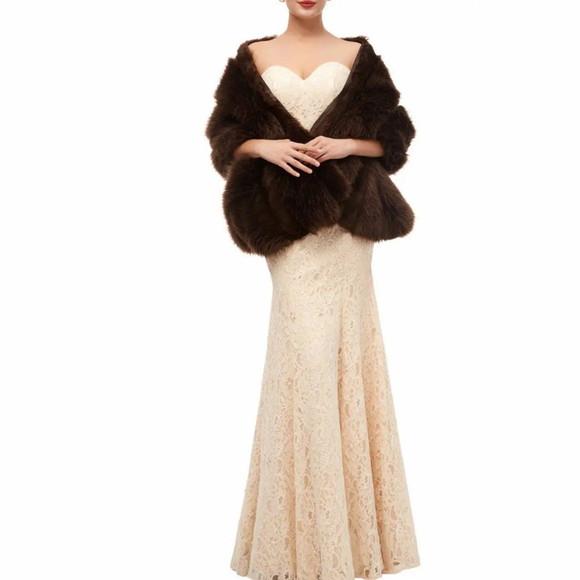 Estola de pelo Alto Marrom para Festa Casamento Luxuosa