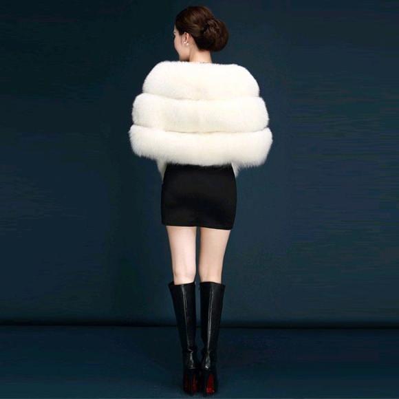 Estola pelo Branca Off White Noiva Civil Festa Artesanal