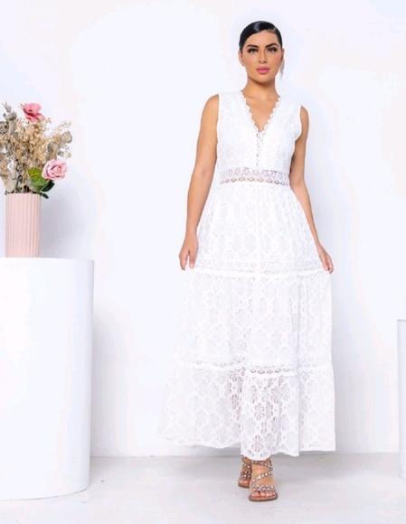 Vestido Longo Branco em Renda Guipir Civil Prewedding