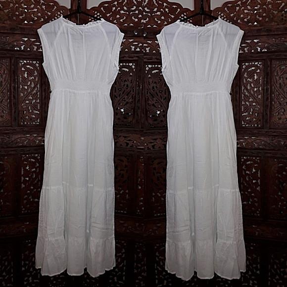 Vestido Longo Branco Lese Bolsos Botões Civil Batizado Festa