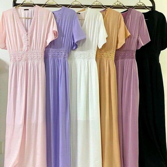 vestido longo tecido renda botões manga curta