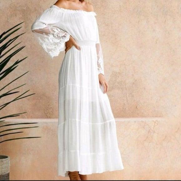 vestido off White midi ciganinha