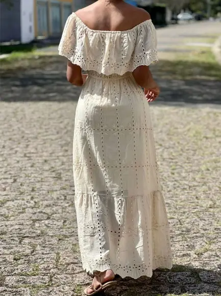 Vestido Bordado Laise Manga Ciganinha