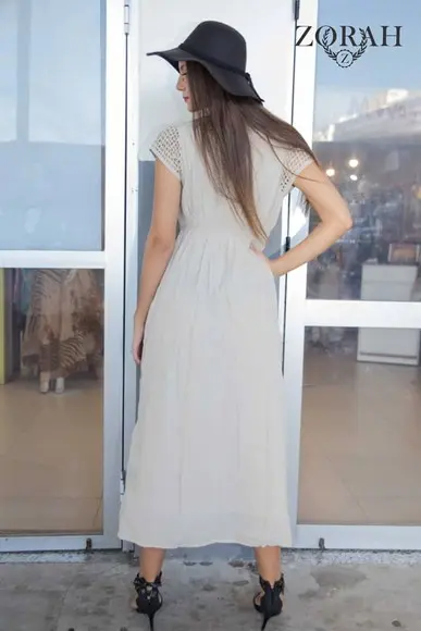 vestido longo bordado geométrico em laise branco