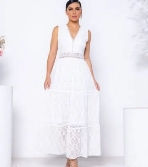 Vestido Longo Branco em Renda Guipir Civil Prewedding