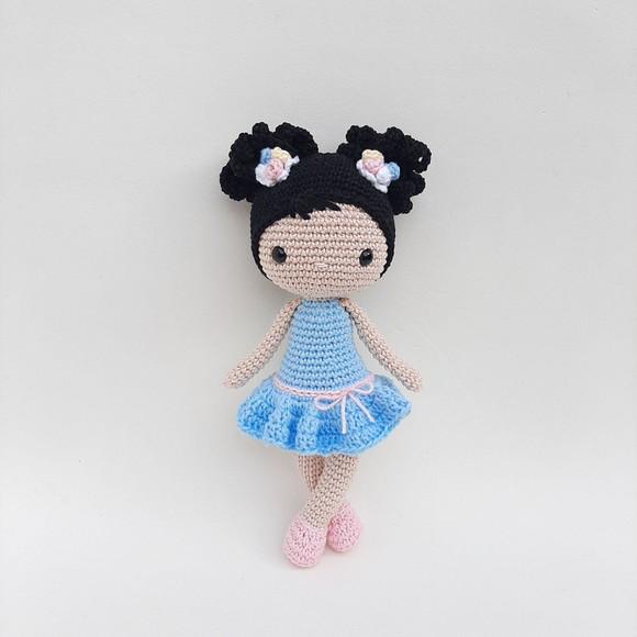 Boneca de Crochê Amigurumi