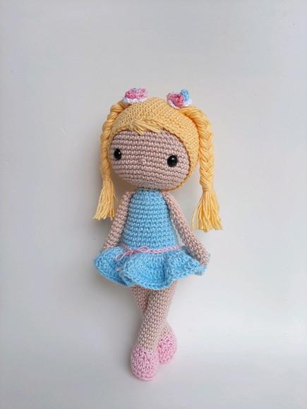 Boneca de Crochê Amigurumi