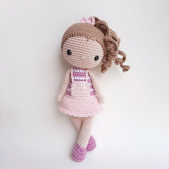 Boneca de Crochê Amigurumi
