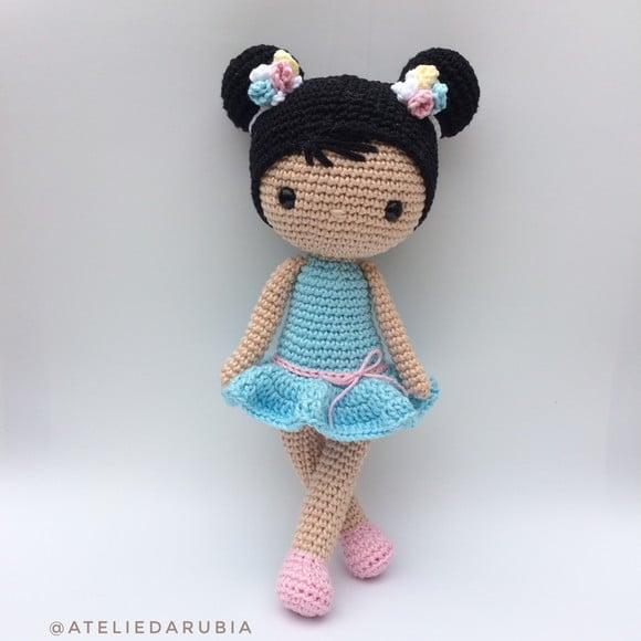 Boneca de Crochê Amigurumi