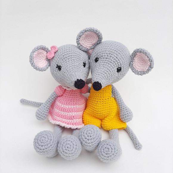 Casal de Ratinhos Amigurumi de crochê