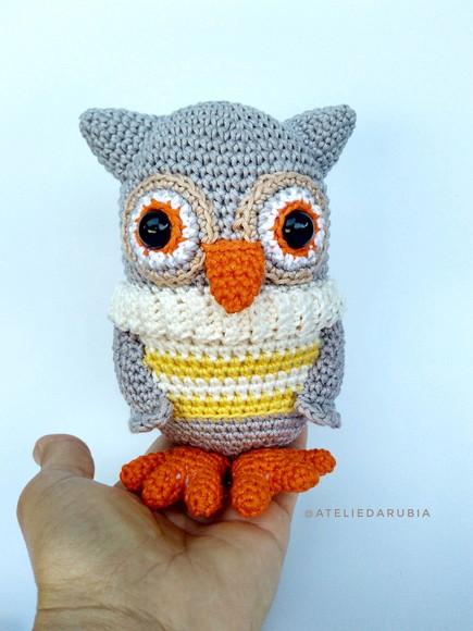 Coruja Amigurumi crochê