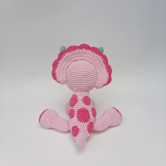 Dinossauro de crochê Amigurumi