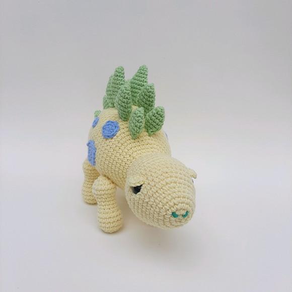 Dinossauro Stegosaurus de Crochê Amigurumi