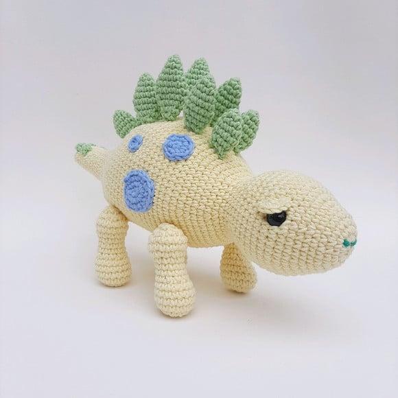 Dinossauro Stegosaurus de Crochê Amigurumi
