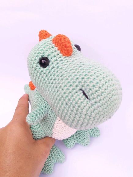 Dinossauro T-Rex de crochê Amigurumi