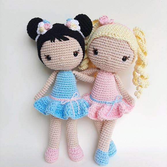 Dupla Bonecas de Crochê Amigurumi