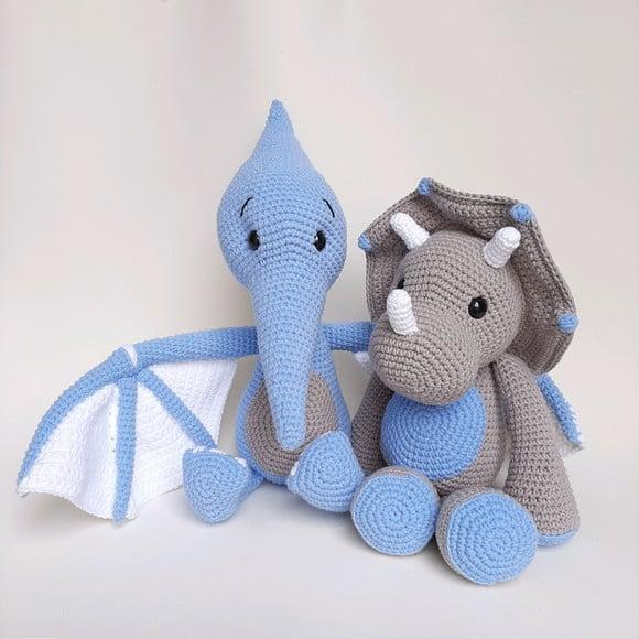 Dupla Dinossauros de crochê Amigurumi