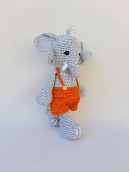 Elefante Amigurumi para Decoração de Quarto de Bebê - Enxoval 