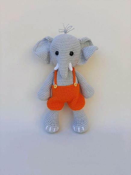 Elefante Amigurumi para Decoração de Quarto de Bebê - Enxoval 