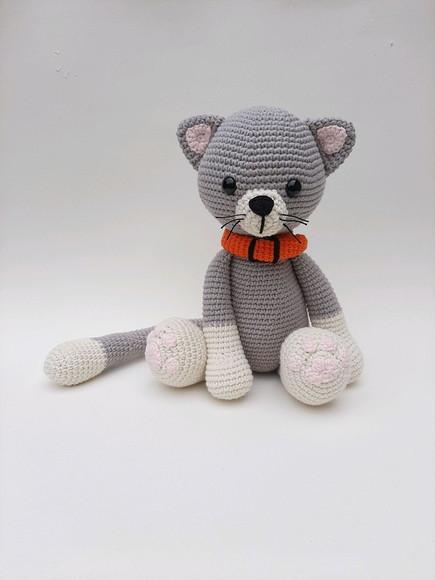 Gato de crochê Amigurumi
