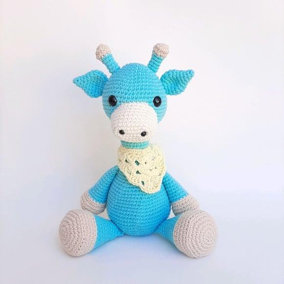 Girafinha Amigurumi de Crochê