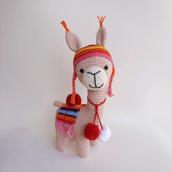 Lhama de crochê Amigurumi