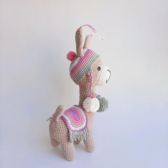 Lhama de crochê Amigurumi