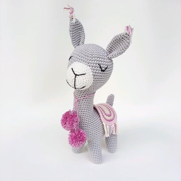 Lhama de crochê Amigurumi