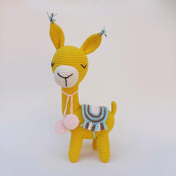 Lhama de crochê Amigurumi