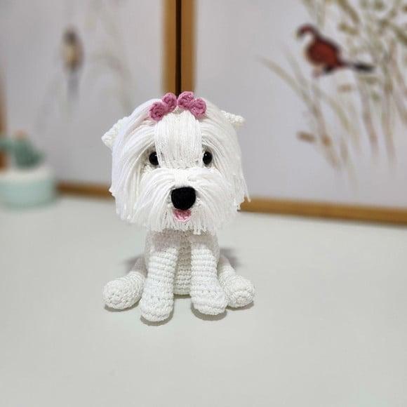 Mini Maltês Cãozinho de Crochê Amigurumi