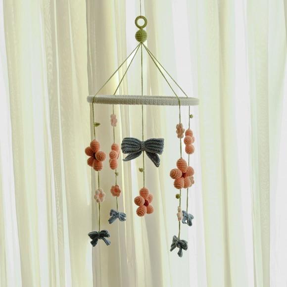 Mobile de Berço Flores e Laços Amigurumi Crochê