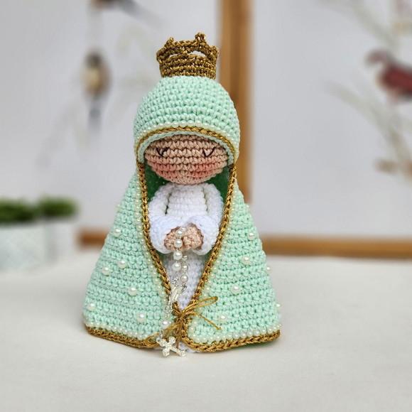 Nossa Senhora de Crochê Amigurumi Santinha