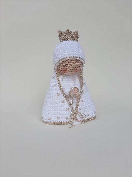 Nossa Senhora de Crochê Amigurumi Santinha