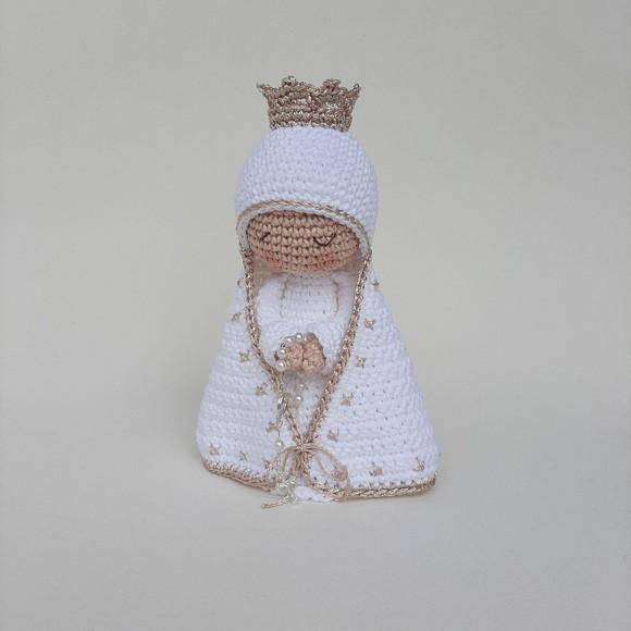 Nossa Senhora de Crochê Amigurumi Santinha
