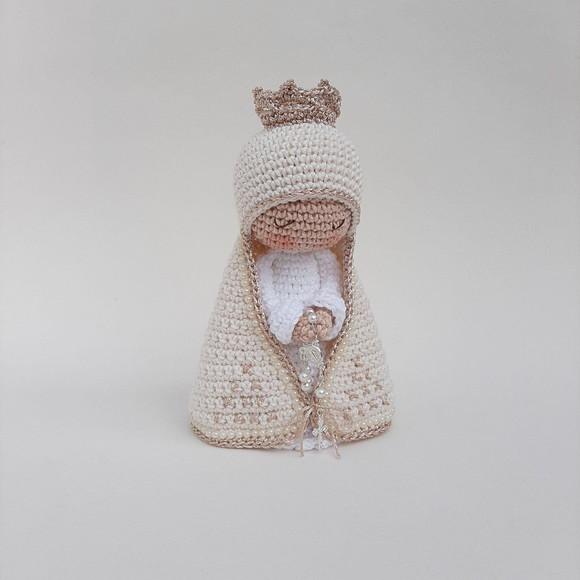 Nossa Senhora de Crochê Amigurumi Santinha