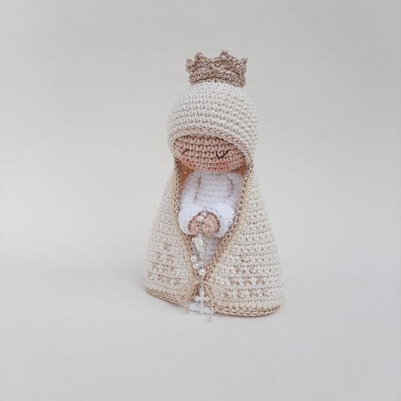 Nossa Senhora de Crochê Amigurumi Santinha