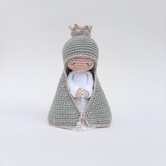 Nossa Senhora de Crochê Amigurumi Santinha