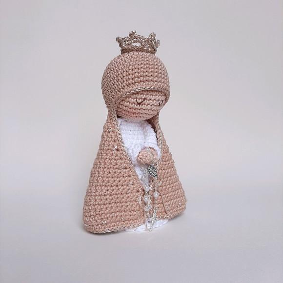 Nossa Senhora de Crochê Amigurumi Santinha